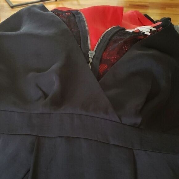 BCBG Generation Black V Neck Lace Shift Dress - Picture 5 of 8